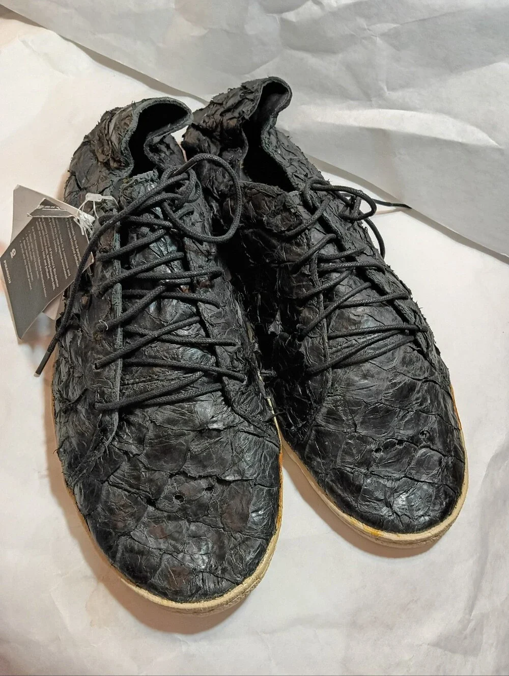 Osklen Mens Authentic Fish Animal Skin Pirarucu Low Top Display Mew shoes